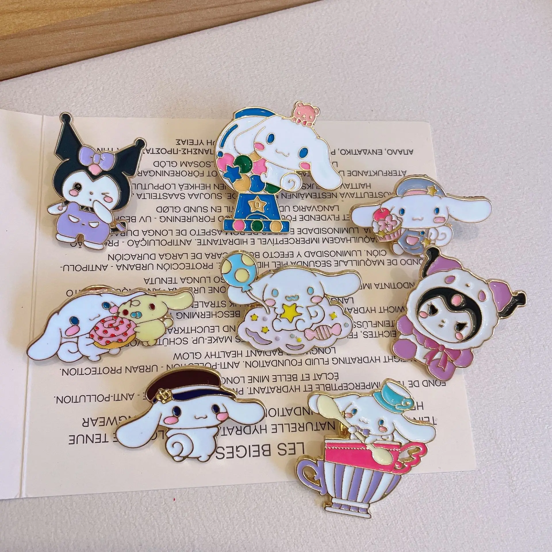 Hot Cute Sanrio Fashion Bracelet Cartoon Surrounding Hello Kitty Jade Dog Emblem Japanese Clothing Bag Accessories Pendant
Hot Cute Sanrio Fashion Bracelet Cartoon Surrounding Hello Kitty Jade Dog Emblem Japanese Clothing Bag Accessories Pendant