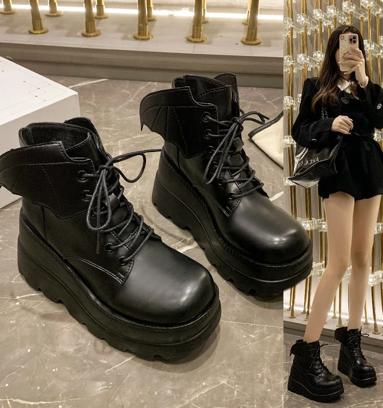 Женские ботинки на шнуровке, зимние ботинки с круглым носком, роскошные дизайнерские кожаные ботильоны на танкетке в стиле «Лолита» на высоком каблуке, с резиновой подошвой, 2023
Женские ботинки на шнуровке, зимние ботинки с круглым носком, роскошные дизайнерские кожаные ботильоны на танкетке в стиле «Лолита» на высоком каблуке, с резиновой подошвой, 2023