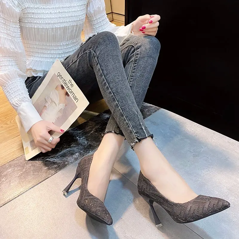 2022 New Summer and Autumn Fashion Pointed Toe Low Heel Baotou Pure Color Girl's Ladies Sandals DY3236
2022 New Summer and Autumn Fashion Pointed Toe Low Heel Baotou Pure Color Girl's Ladies Sandals DY3236