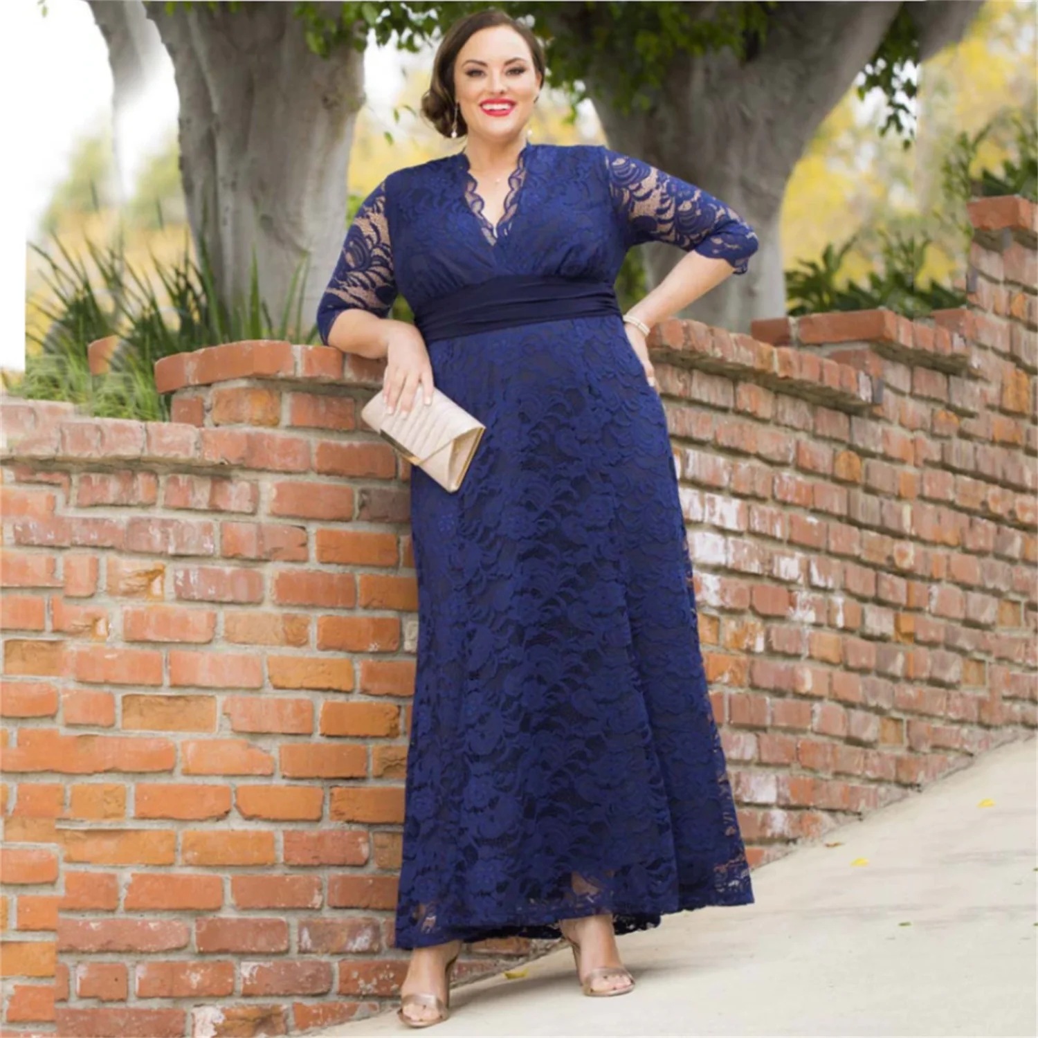 Elegant 3/4 Sleeves Soft Lace V-neck Plus Size Mother of the Bride Dresses Women's Wedding Guest Evening Gowns For Party
Elegant 3/4 Sleeves Soft Lace V-neck Plus Size Mother of the Bride Dresses Women's Wedding Guest Evening Gowns For Party