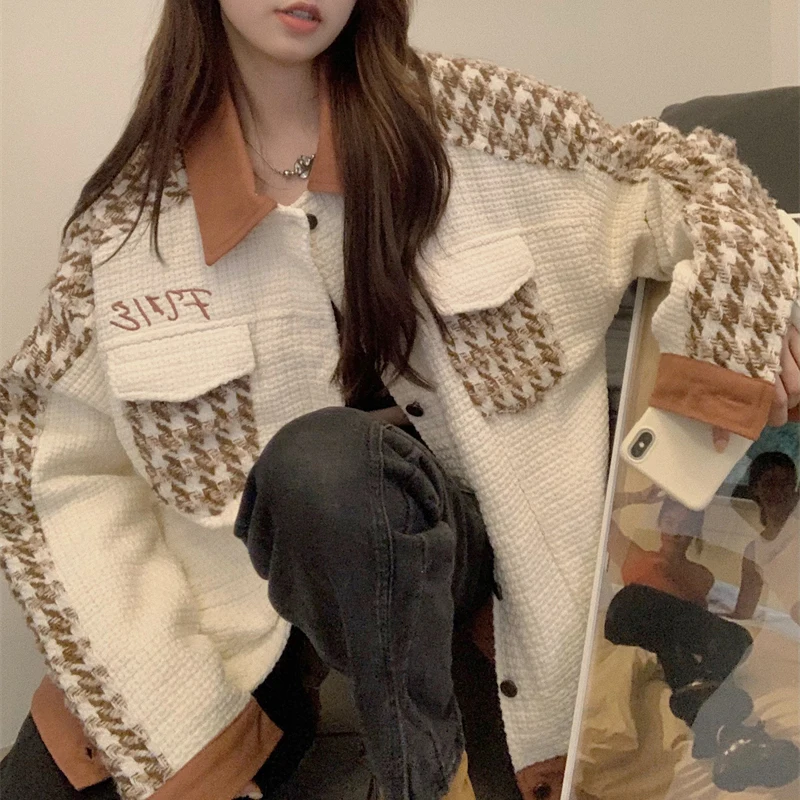 2023 Winter New Women's Coat Long Sleeve Loose Thousand Bird Pattern Embroidery Color Contrast Design Fashion Free Shipping
2023 Winter New Women's Coat Long Sleeve Loose Thousand Bird Pattern Embroidery Color Contrast Design Fashion Free Shipping