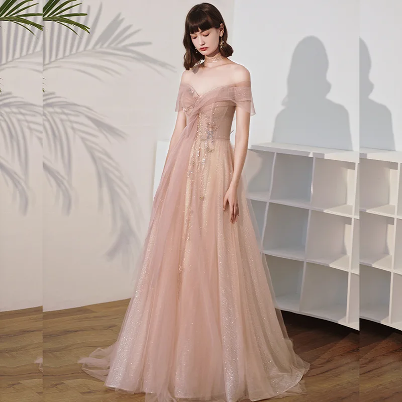 Elegant Women's Evening Dress Sweet Off the Shoulder A-Line Bridesmaid Dresses 2023 New Chic Glitter Appliques Banquet Gown
Elegant Women's Evening Dress Sweet Off the Shoulder A-Line Bridesmaid Dresses 2023 New Chic Glitter Appliques Banquet Gown