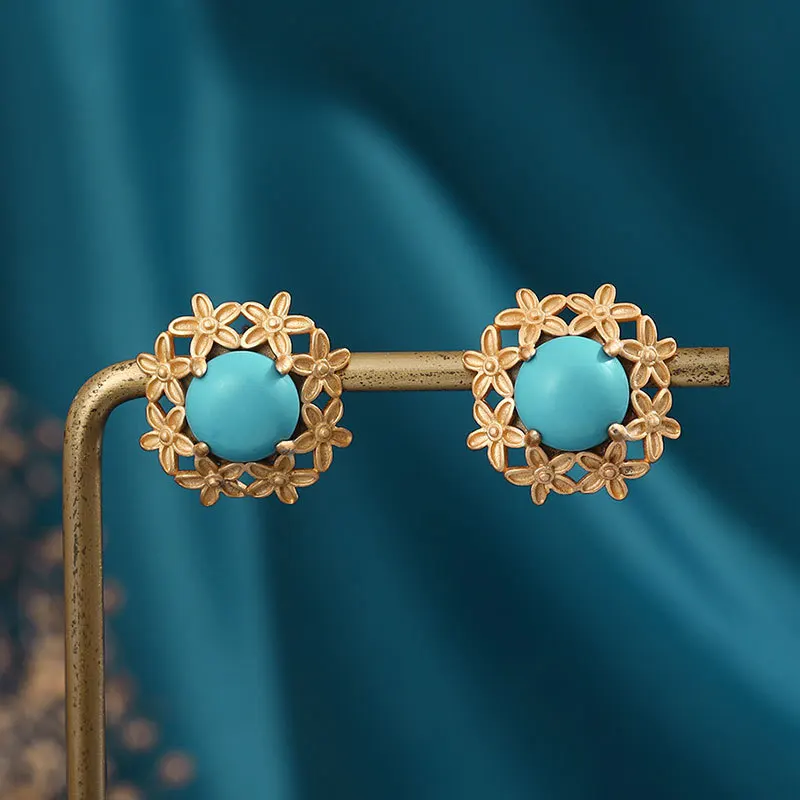 

Vintage romantic flowers Ear Studs Ancient gold craft inlaid with turquoise earrings for women fashion exquisite daily jewelry