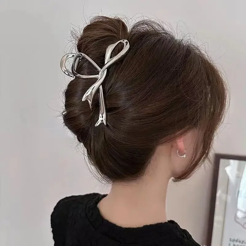 2023 New Vintage Ribbon Bow Hair Claws Barrettes Shark Clip Exquisite Metal Hair Clip Clasp Hairpins For Women Hair Accessories
2023 New Vintage Ribbon Bow Hair Claws Barrettes Shark Clip Exquisite Metal Hair Clip Clasp Hairpins For Women Hair Accessories