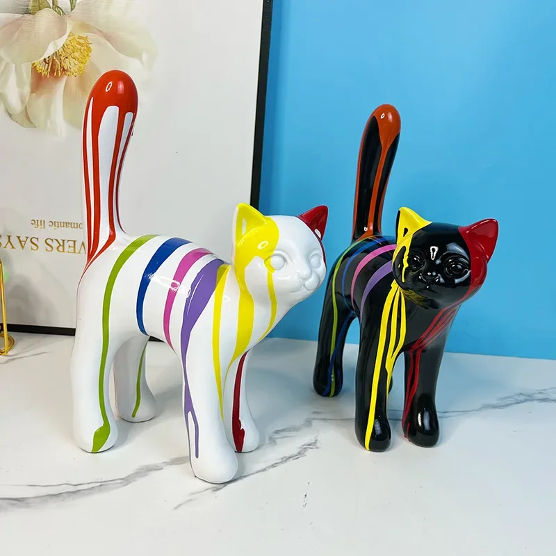 Splash Art Cute Walking Cat Statue Resin Crafts, Pet Cats for Women, Home Living Room Bedroom Bookshelf Collection Decoration.
Splash Art Cute Walking Cat Statue Resin Crafts, Pet Cats for Women, Home Living Room Bedroom Bookshelf Collection Decoration.