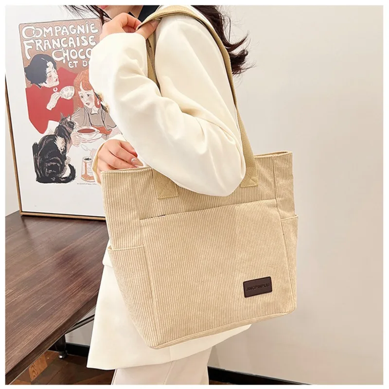 Corduroy Large-capacity Fashion Shoulder Bag Handbag Spring Summer New Foreign Style This Year Popular Shoulder Bag Tote Bag
Corduroy Large-capacity Fashion Shoulder Bag Handbag Spring Summer New Foreign Style This Year Popular Shoulder Bag Tote Bag