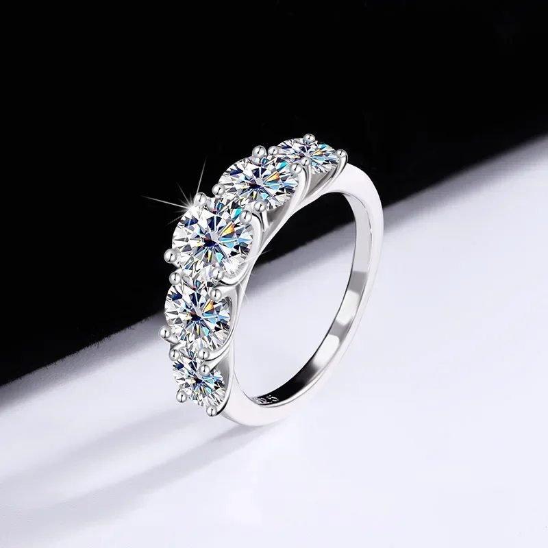 

Super Luxury 18K White Gold Ring Inlay Sparkling 5pcs Diamonds In All 5 Carat VVS1 D Color Moissanite Wedding Rings for Women