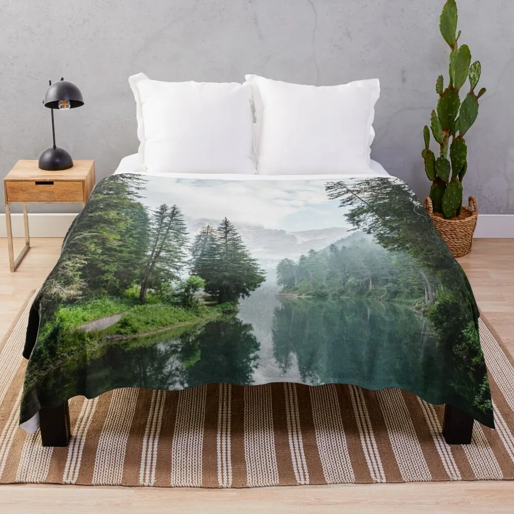 

Live the Adventure - Lago Di Braies X Throw Blanket Stuffeds Bed covers Winter beds Giant Sofa Blankets