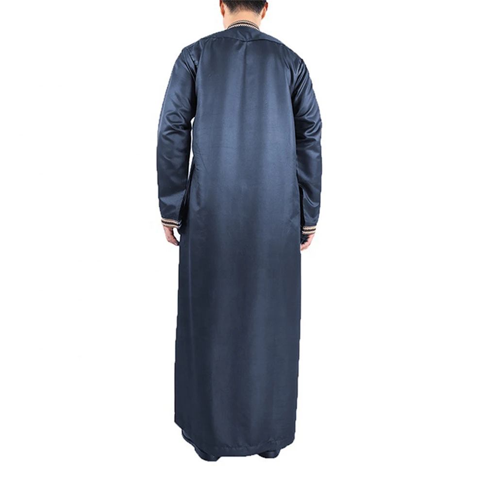 Новинка мужской Халат Jubba Thobe Ближний Восток мусульманская одежда Саудовский арабский свободный длинный халат с длинным рукавом с принтом и воротником-стойкой
Новинка мужской Халат Jubba Thobe Ближний Восток мусульманская одежда Саудовский арабский свободный длинный халат с длинным рукавом с принтом и воротником-стойкой
