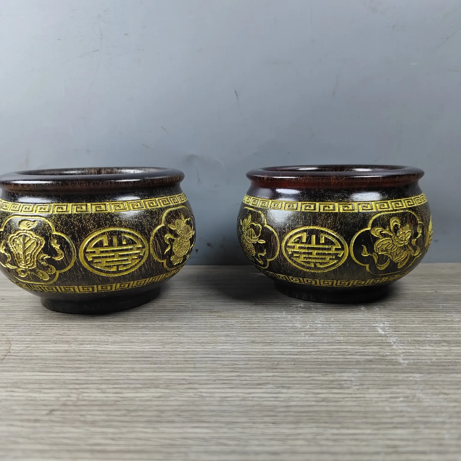 

Home Crafts Imitation ox Horn Cups With Exquisite Workmanship and Beautiful Appearance are Worth Decorating and Collecting
