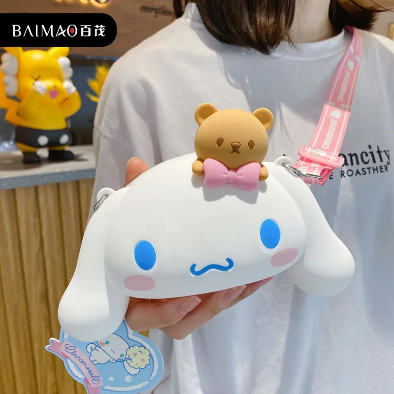 Sanrioed Original Cinnamoroll Anime Toy Kawaii Children's Storage Bag Messenger Coin Purse Earphone Bag Pendant Silicone Gift
Sanrioed Original Cinnamoroll Anime Toy Kawaii Children's Storage Bag Messenger Coin Purse Earphone Bag Pendant Silicone Gift