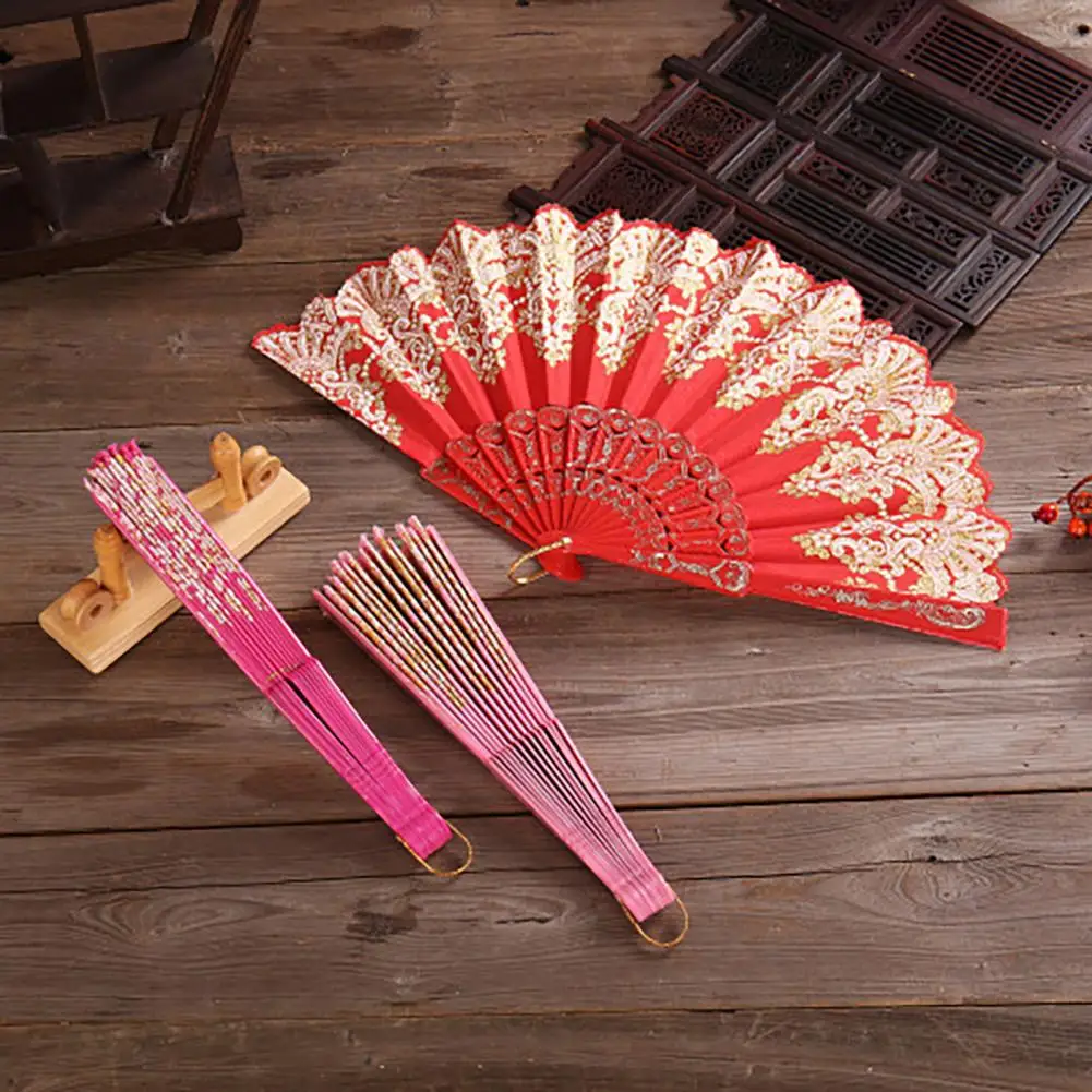 Vintage Chinese Style Fabric Folding Fan Golden Stamping Fabric Folding Fan with Hanging Ring School Supply
Vintage Chinese Style Fabric Folding Fan Golden Stamping Fabric Folding Fan with Hanging Ring School Supply