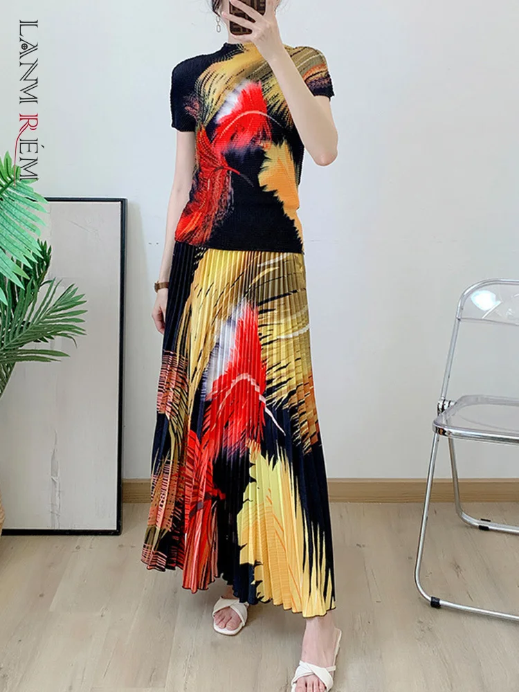 LANMREM Pleated 2 Pieces Set Women's Fashion Printed Round Neck Short Sleeves Slim Tops High Elastic Waist Fold Skirts 2YA2174
LANMREM Pleated 2 Pieces Set Women's Fashion Printed Round Neck Short Sleeves Slim Tops High Elastic Waist Fold Skirts 2YA2174