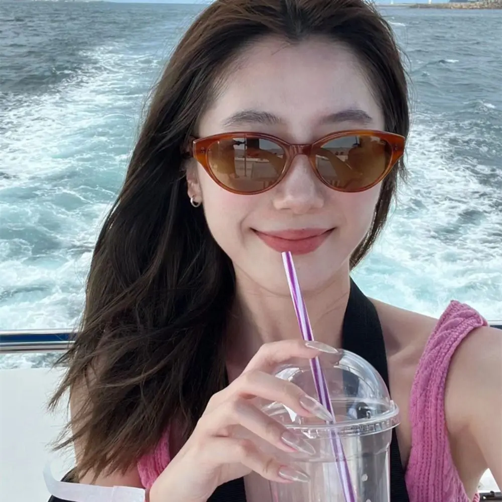 Fashion Small Frame Sunglasses Vintage Retro Oval Sun Glasses UV Resistant Hip Hop Punk Eyewear Cat-eye Sunglasses Women Men
Fashion Small Frame Sunglasses Vintage Retro Oval Sun Glasses UV Resistant Hip Hop Punk Eyewear Cat-eye Sunglasses Women Men