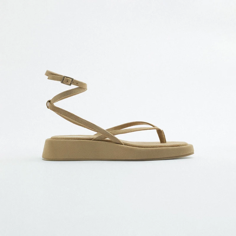 2022 Summer Gladiator Sandals Women Shoes Flat Platform Sandalias Mujer Ankle Strap Buckle Thick Bottom Flats Flip Flops Slides
2022 Summer Gladiator Sandals Women Shoes Flat Platform Sandalias Mujer Ankle Strap Buckle Thick Bottom Flats Flip Flops Slides
