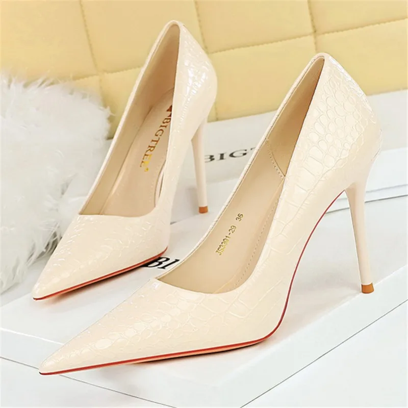 

Women 10cm High Heels Stiletto Pumps Pointed Toe Green Nude Heels Office Lady Serpentine Patent Leather Wedding Party Prom Shoes