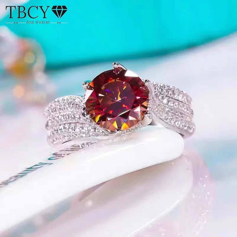 TBCYD 3/5CT Red Moissanite Solitaire Ring For Women GRA Certified S925 Silver Mulitcolor Diamond Wedding Band Party Fine Jewelry
TBCYD 3/5CT Red Moissanite Solitaire Ring For Women GRA Certified S925 Silver Mulitcolor Diamond Wedding Band Party Fine Jewelry