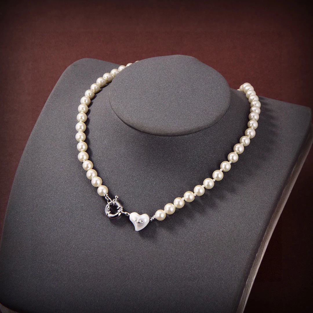 2024 New Cute Peach Heart Pearl Necklace Earrings Set High Quality Luxury Design Jewelry For Women
2024 New Cute Peach Heart Pearl Necklace Earrings Set High Quality Luxury Design Jewelry For Women