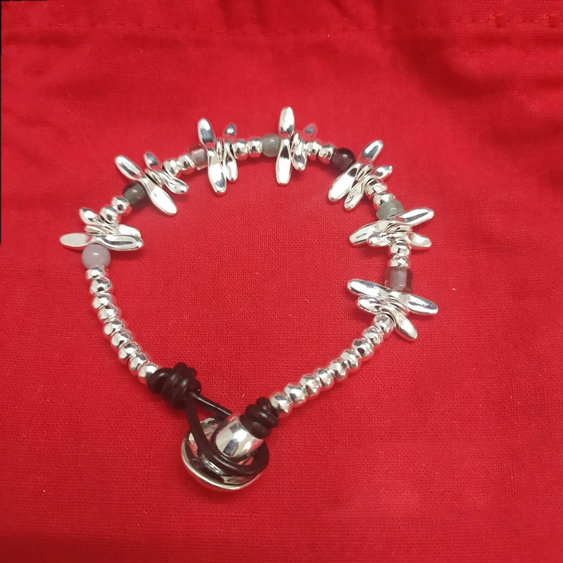 High Quality European and American Original Fashion Electroplating 925 Silver Multiple Butterflies Bracelet Sweet Jewelry Gift
High Quality European and American Original Fashion Electroplating 925 Silver Multiple Butterflies Bracelet Sweet Jewelry Gift