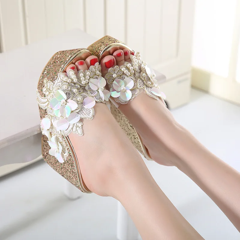 

New High Heel Slippers Versatile and Fashionable Beaded Flowers Summer Transparent Slope Heel Thick Sole Slippers