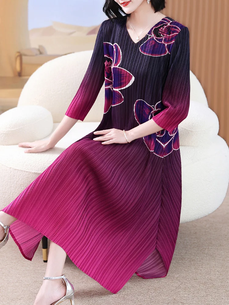 High-end Pleated Elegant Long Dress Autumn 2023 New Style Western Style Dress Large Size Women's Clothing
High-end Pleated Elegant Long Dress Autumn 2023 New Style Western Style Dress Large Size Women's Clothing