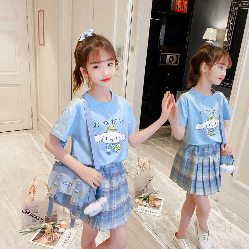 

Костюм для девочек Sanrio Kuromi из чистого хлопка с коротким рукавом, летняя новая юбка, летнее платье, футболка для детей среднего и старшего возраста, комплект из двух предметов