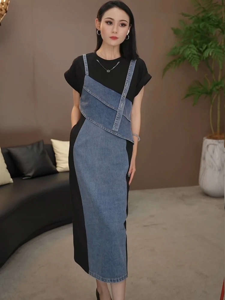 

2024 Fake 2-Piece Stitching Denim Dress Women's Summer New Contrast Color Double-Layer Ruffled Slit Commuter Long Strap Frock