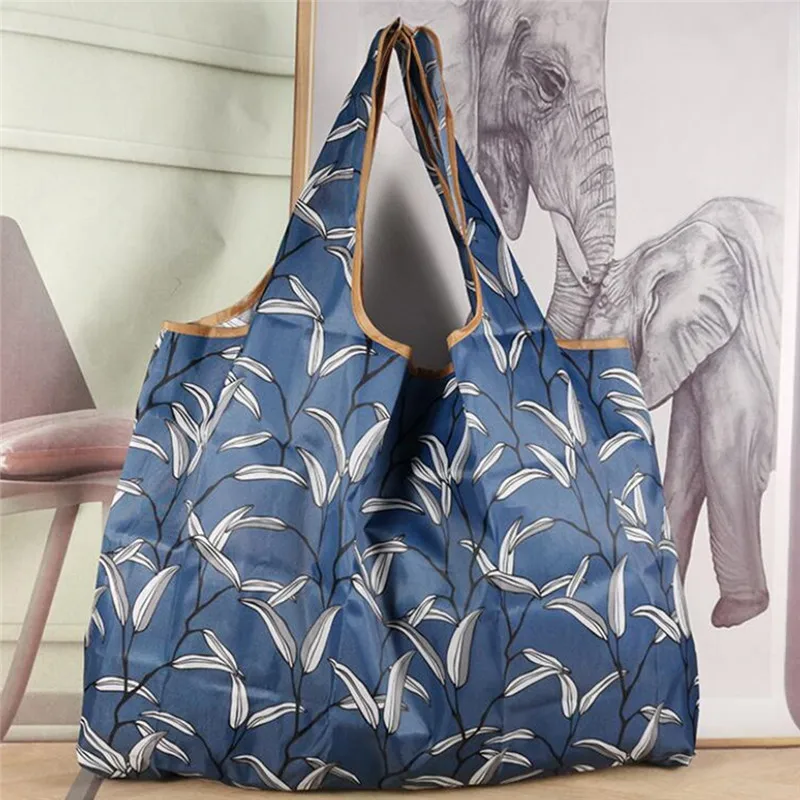 Folding Shopping Bag Eco-friendly Reusable Portable Shoulder Handbag For Travel Grocery Fashion Pocket Tote Bags
Folding Shopping Bag Eco-friendly Reusable Portable Shoulder Handbag For Travel Grocery Fashion Pocket Tote Bags