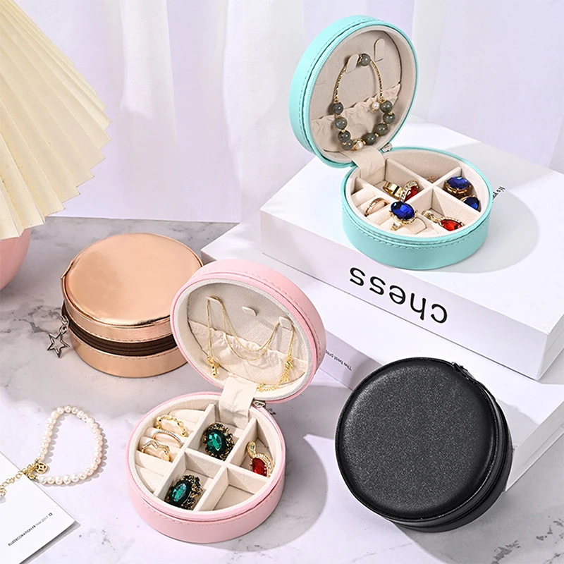 Round Portable Jewelry Box Jewelry Organizer Display Travel Jewelry Case Boxes Waterproof Leather Storage Zipper Jewelers Joyero
Round Portable Jewelry Box Jewelry Organizer Display Travel Jewelry Case Boxes Waterproof Leather Storage Zipper Jewelers Joyero