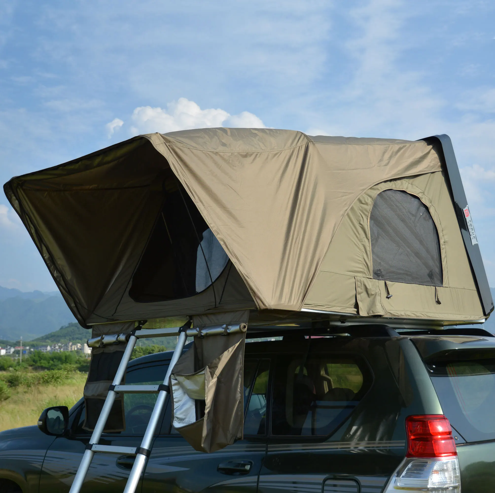 Aluminium Roof Top Tent 4 Person Hard Shell 4 Person 3-4 Person Car Hard Shell Roof Top Roof Top Tent
Aluminium Roof Top Tent 4 Person Hard Shell 4 Person 3-4 Person Car Hard Shell Roof Top Roof Top Tent