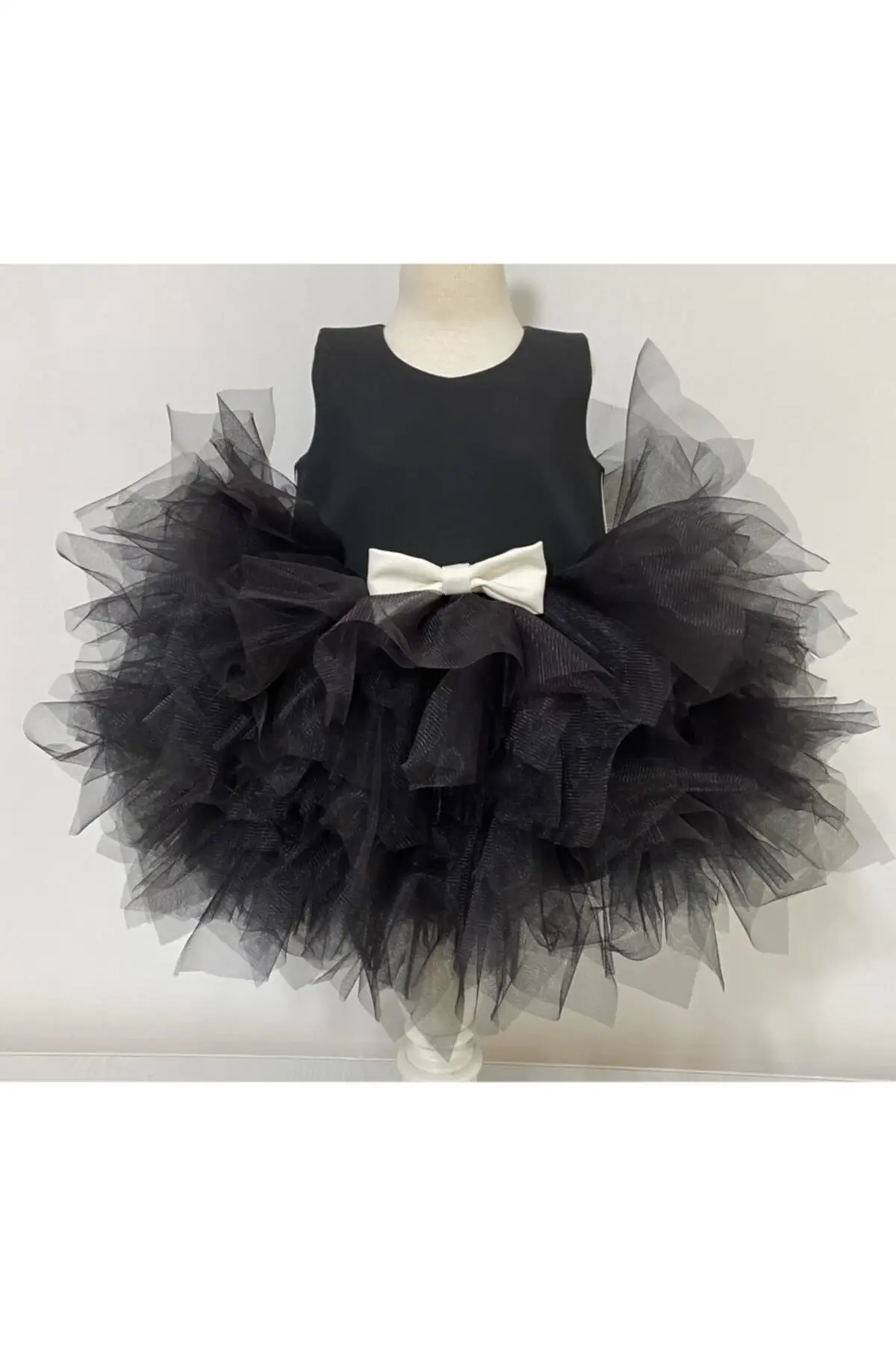 Black Dress Woven Sleeveless Trend Solid Color Comfort Bike Collar Midi Tulle Zipper Crepe Lining Design Medium Clothing
Black Dress Woven Sleeveless Trend Solid Color Comfort Bike Collar Midi Tulle Zipper Crepe Lining Design Medium Clothing