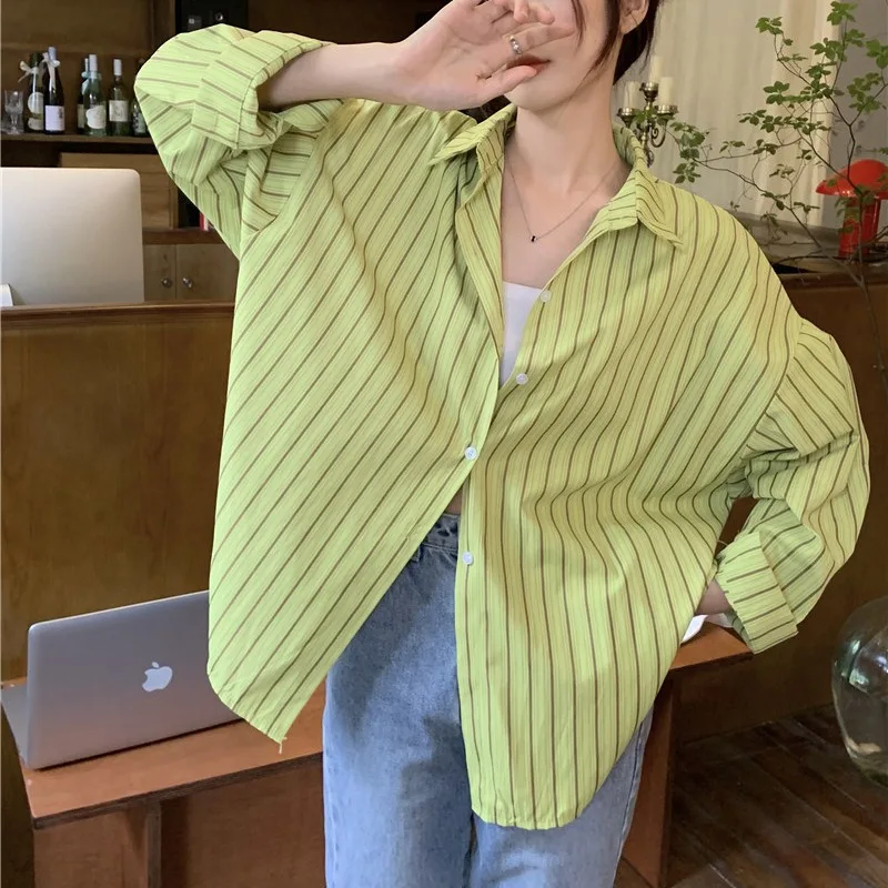 Women's Spring Summer Fashion Polo Neck Stripe Style Versatile Long Sleeved Loose Single Row Multi Button Mid Length Shirt Tops
Women's Spring Summer Fashion Polo Neck Stripe Style Versatile Long Sleeved Loose Single Row Multi Button Mid Length Shirt Tops