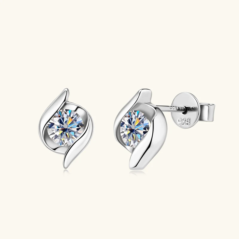 

KUGG 5mm D Color Moissanite Twist Stud Earrings for Women 925 Sterling Silver Moissanita Diamond Ear Studs 2023 Trend Jewelry