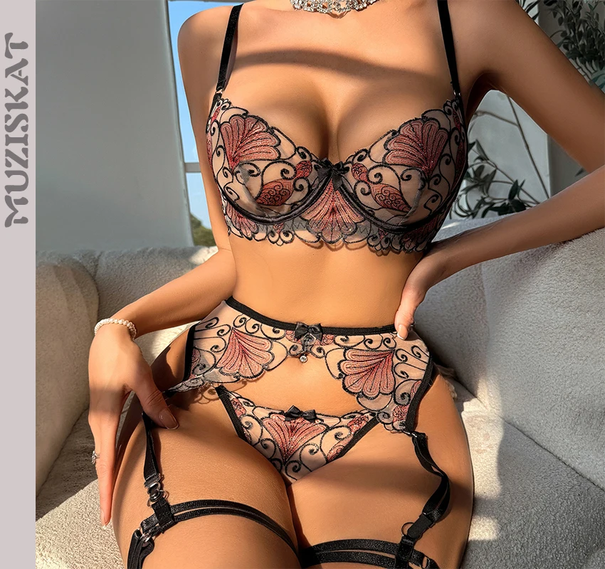 

MUZISKAT Summer New Erotic Four-Piece Sexy See-Through Ginkgo Biloba Embroidered Mesh Bow Low-Cut Lingerie Onlyfans