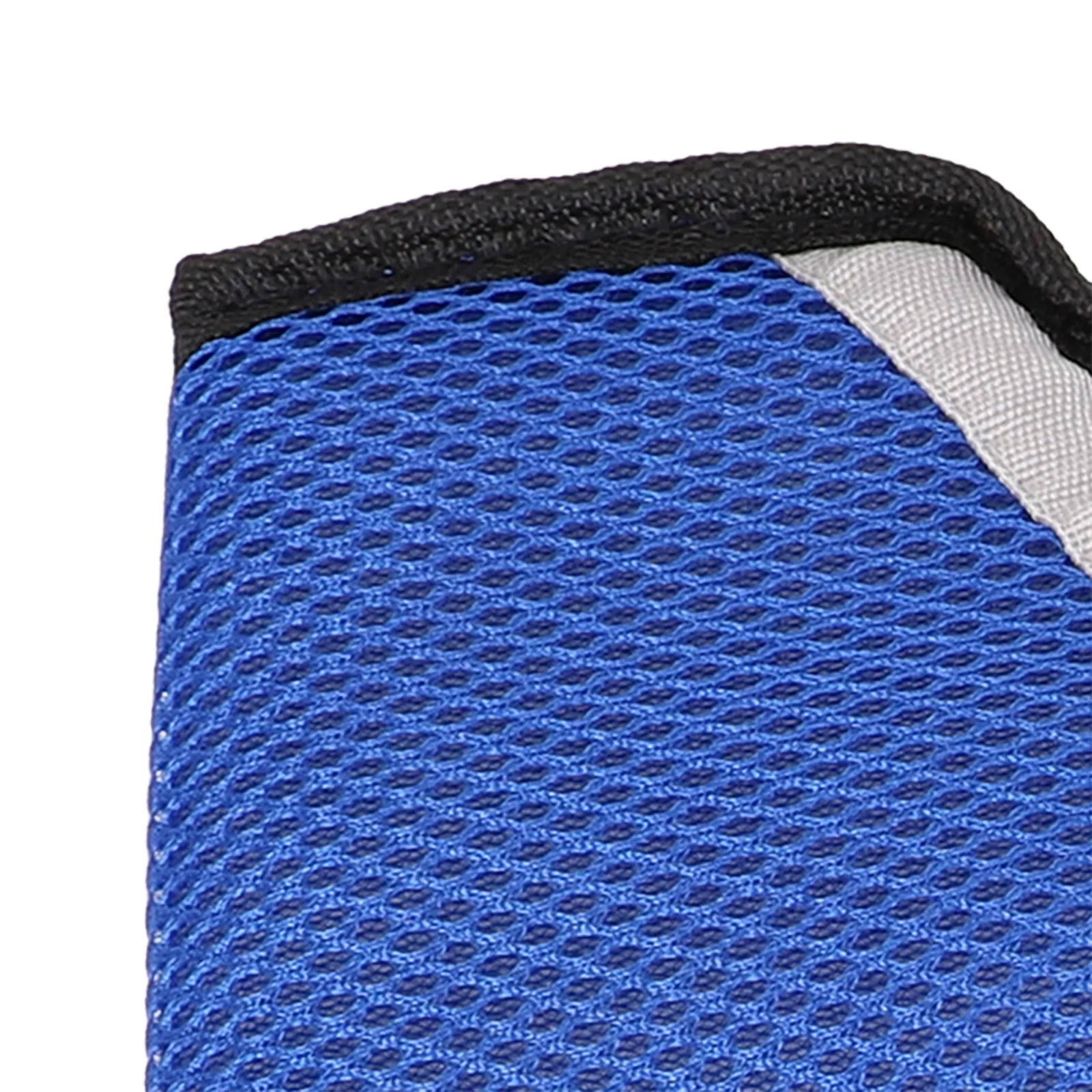 Protect Your Child from Belt Discomfort with our Triangle Belt Pad Adjuster for Kids Car Seats Easy to Install and Adjust
Protect Your Child from Belt Discomfort with our Triangle Belt Pad Adjuster for Kids Car Seats Easy to Install and Adjust