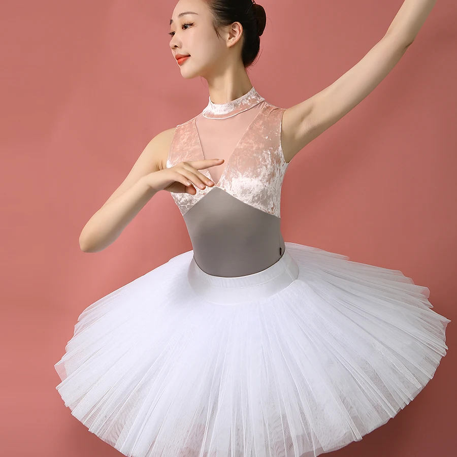 Ballet Leotard Adult Velvet Swimsuit for Dancing Women Dancewear Tank Gymnastic Leotards Ballerina Classic Dance Costume
Ballet Leotard Adult Velvet Swimsuit for Dancing Women Dancewear Tank Gymnastic Leotards Ballerina Classic Dance Costume