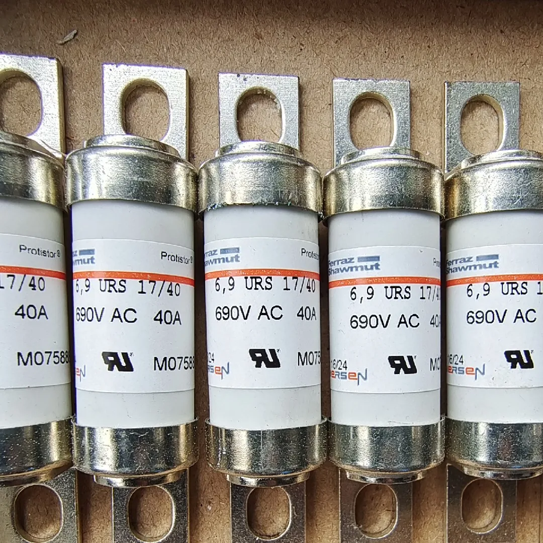 Французский предохранитель высокого напряжения ferраз AC690V40A DC500V предохранитель
Французский предохранитель высокого напряжения ferраз AC690V40A DC500V предохранитель