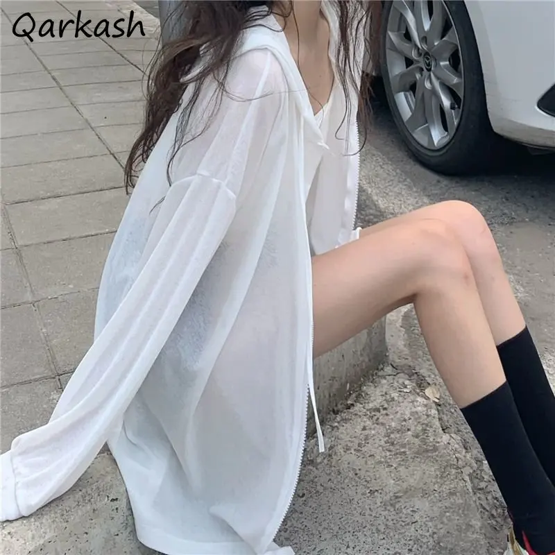 Куртка с капюшоном Женская Солнцезащитная мешковатая тонкая верхняя одежда летняя повседневная однотонная одежда Ulzzang модная универсальная праздничная одежда в стиле Харадзюку для подростков
Куртка с капюшоном Женская Солнцезащитная мешковатая тонкая верхняя одежда летняя повседневная однотонная одежда Ulzzang модная универсальная праздничная одежда в стиле Харадзюку для подростков