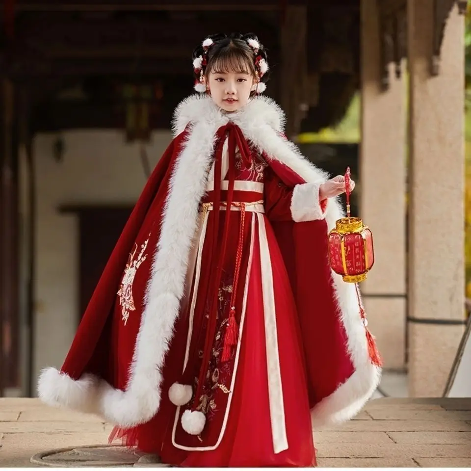 Pmwrun Red Thick Coat Hanfu Cloak Autumn and Winter Windproof Cape Chinese Style Little Girl Floral Embroidery
Pmwrun Red Thick Coat Hanfu Cloak Autumn and Winter Windproof Cape Chinese Style Little Girl Floral Embroidery