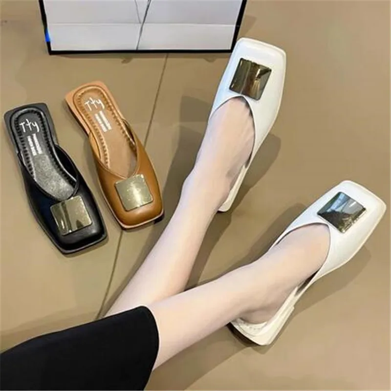 Brand Designer Women Slippers Fashion Metal Buckle Mules Flat Heels Square Toe Shallow Shoes Outdoor Slide Female Casual Sandal
Brand Designer Women Slippers Fashion Metal Buckle Mules Flat Heels Square Toe Shallow Shoes Outdoor Slide Female Casual Sandal