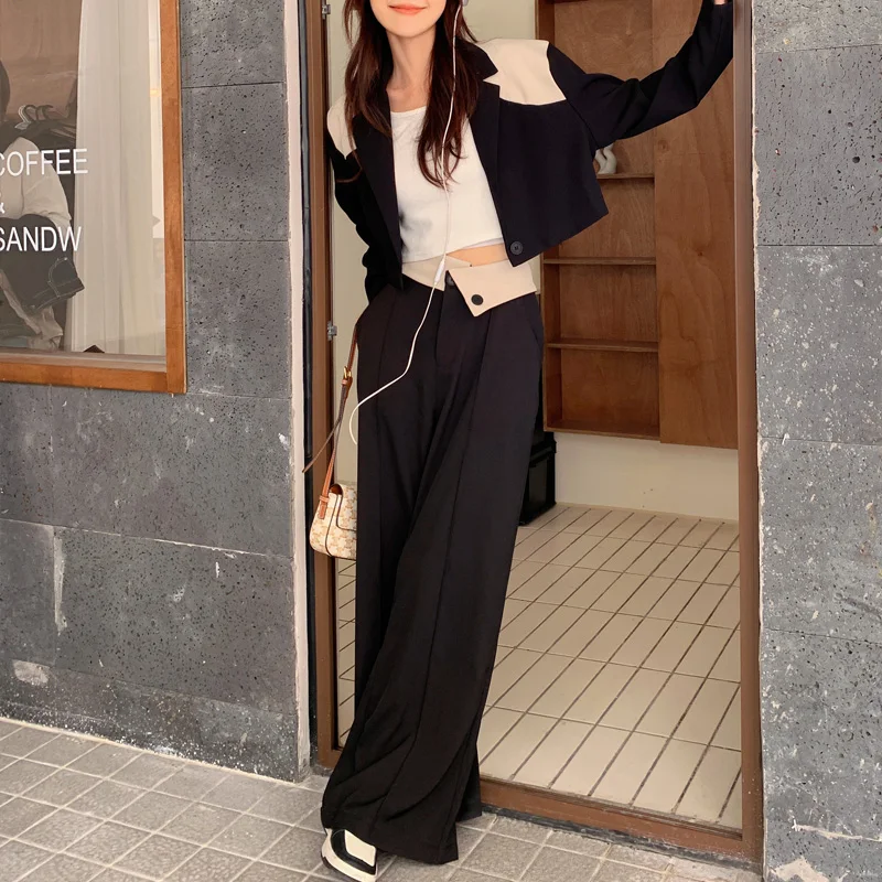 Spring Autumn Two Piece Sets Korean Fashion Blazer Suits Women Crop Coat and Pant Suits Long Sleeve Ensemble 2 Pieces Outfit
Spring Autumn Two Piece Sets Korean Fashion Blazer Suits Women Crop Coat and Pant Suits Long Sleeve Ensemble 2 Pieces Outfit
