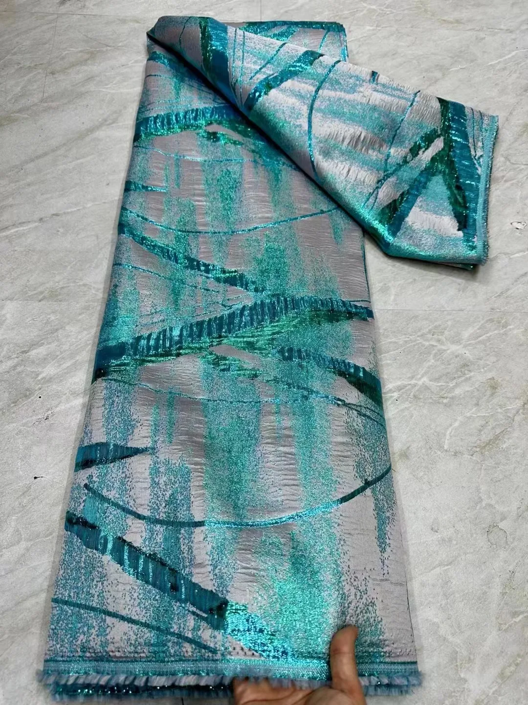 French Brocade Lace Fabric 2024 Newest African Lace Fabric Embroidery Jacquard Tissue For Women Wedding Party Dresses
French Brocade Lace Fabric 2024 Newest African Lace Fabric Embroidery Jacquard Tissue For Women Wedding Party Dresses