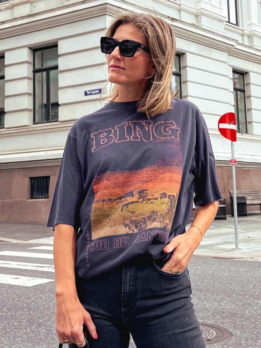 Sunset Graphic Aesthetic T-Shirts Women Summer Clothing 2024 Short Sleeve Vintage Tee Shirt T-Shirt Fashion Tops Female
Sunset Graphic Aesthetic T-Shirts Women Summer Clothing 2024 Short Sleeve Vintage Tee Shirt T-Shirt Fashion Tops Female