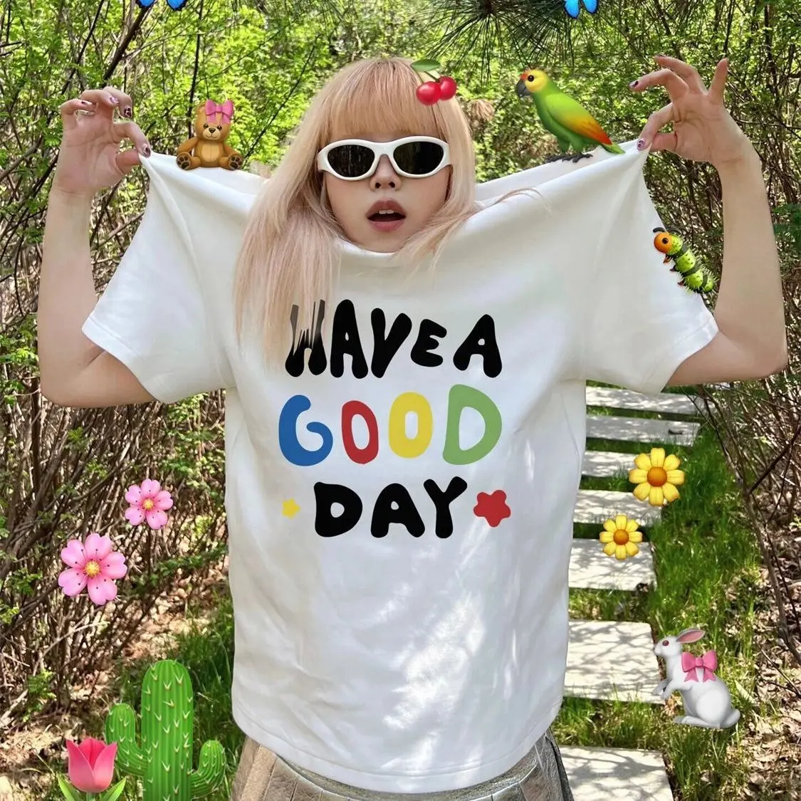Korean Style Colorful Letters Retro Printed Short-sleeved T-shirt Women Summer Y2K Trend Loose Simple Half-sleeved Tops
Korean Style Colorful Letters Retro Printed Short-sleeved T-shirt Women Summer Y2K Trend Loose Simple Half-sleeved Tops