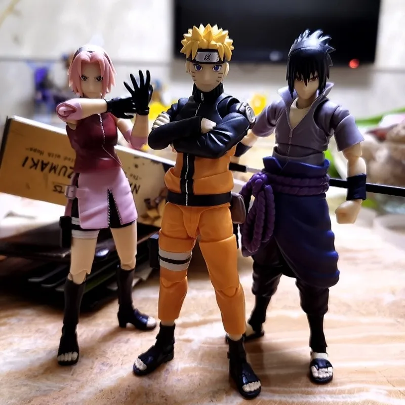 

Bandai Original Shfiguarts Naruto Action Figures: Shippuden Sasuke Kakashi Sakura Uchiha Madara Model Movable Dolls Toy Kid Gift