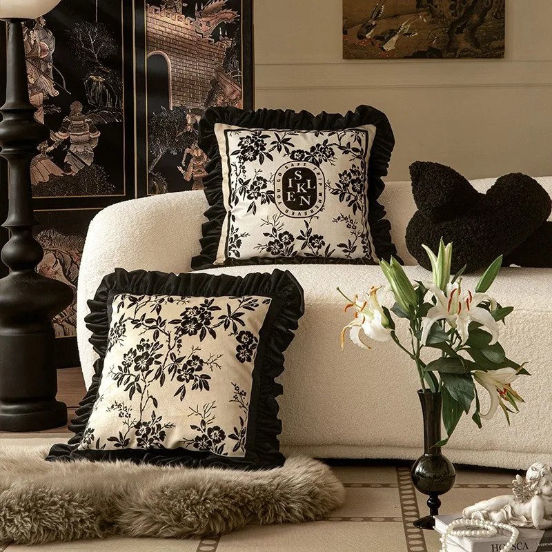 Luxury Lace Velvet Cushion Cover,Square Pillowcase,Black,White,French Vintage Shell,Elegant,Home,Office,Bedroom Decoration,45cm
Luxury Lace Velvet Cushion Cover,Square Pillowcase,Black,White,French Vintage Shell,Elegant,Home,Office,Bedroom Decoration,45cm