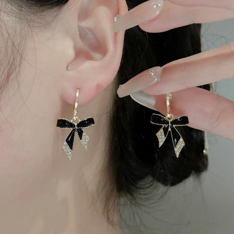 

1Pair Fashion Trend Unique Design Elegant Delicate Zircon Black Bow Knot Earrings For Women Jewelry Party Premium Gifts