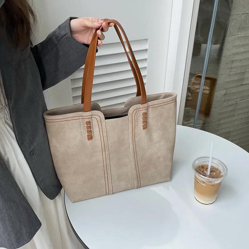 New Sense of Luxury PU Leather Women's Designer Handbags Fashion Shoulder Crossbody Bags Big Capacity Female Bucket Tote
New Sense of Luxury PU Leather Women's Designer Handbags Fashion Shoulder Crossbody Bags Big Capacity Female Bucket Tote