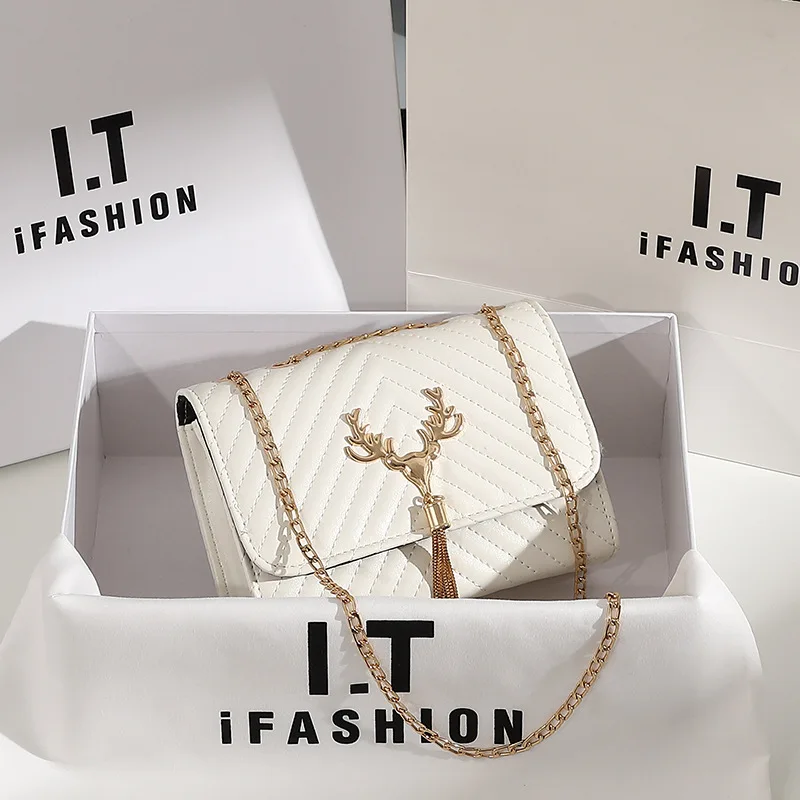 Tassel Fashion Women Bag Lady Crossbody Bag Classic Deer Head Design Messenger Bag Small Square Chain Lady Shoulder Bag 2023 New
Tassel Fashion Women Bag Lady Crossbody Bag Classic Deer Head Design Messenger Bag Small Square Chain Lady Shoulder Bag 2023 New