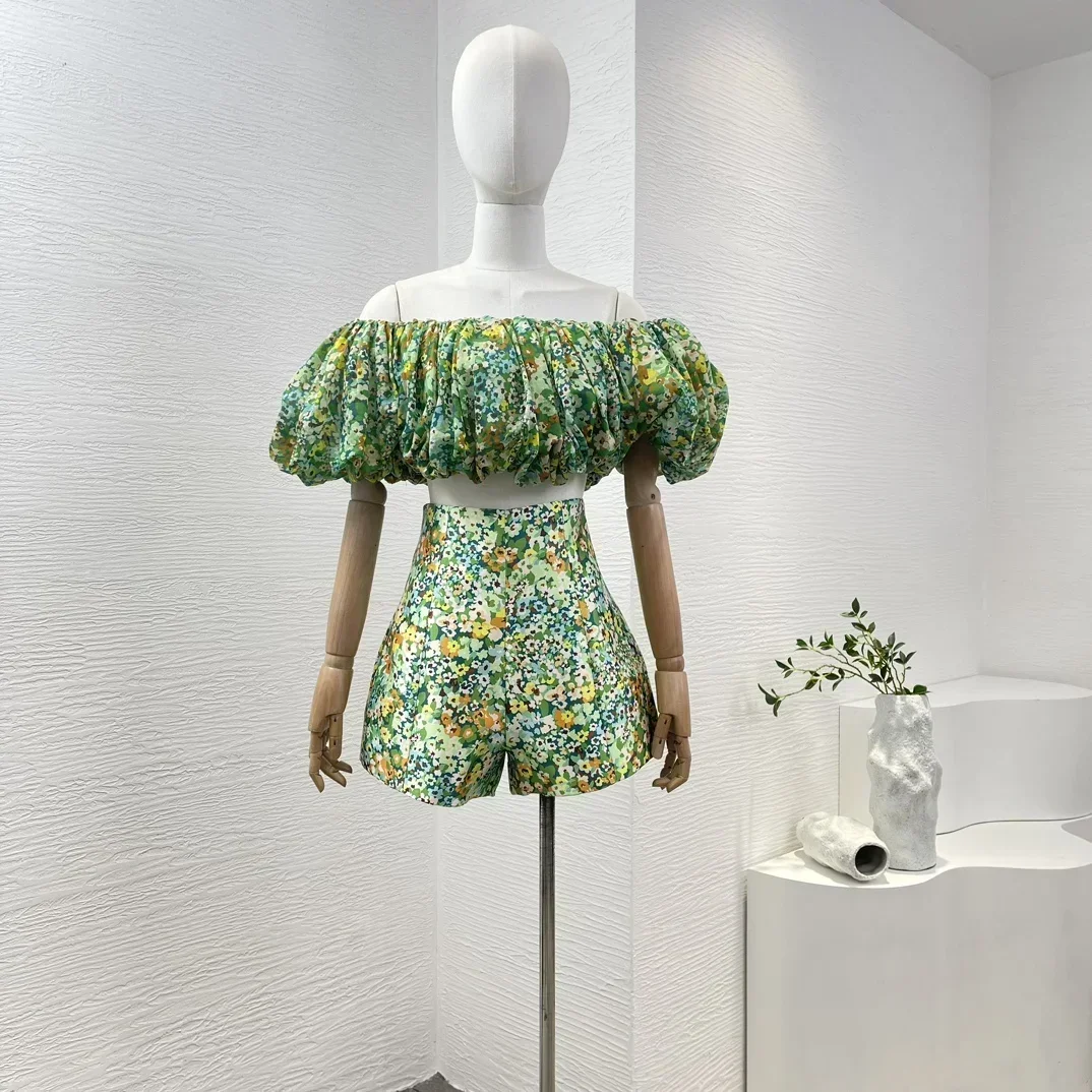 New 2024 Summer Spring Green Little Floral Print Off The Shoulder Blouse Tube Pullover Tops and Mini Shorts Sets for Women
New 2024 Summer Spring Green Little Floral Print Off The Shoulder Blouse Tube Pullover Tops and Mini Shorts Sets for Women